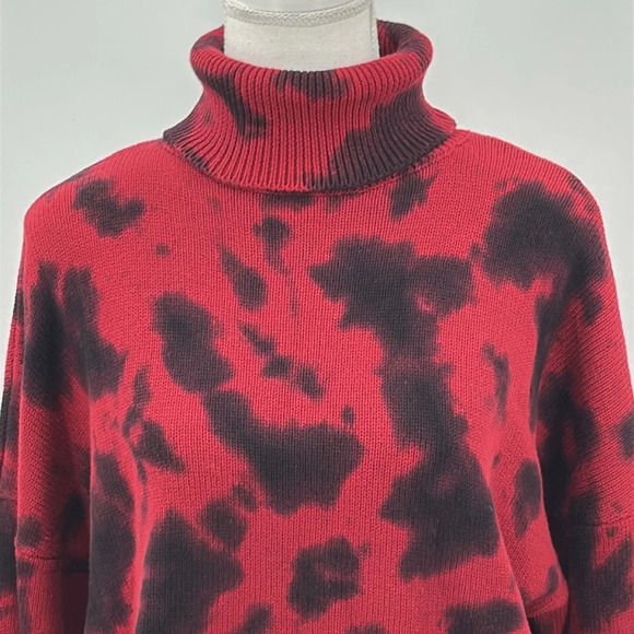 I.AM.GIA Ayden Cropped Tie Dye Turtleneck Sweater in Red & Black - Size Medium - Picture 5 of 9